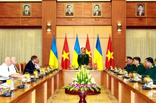 ベトナムとウクライナの協議